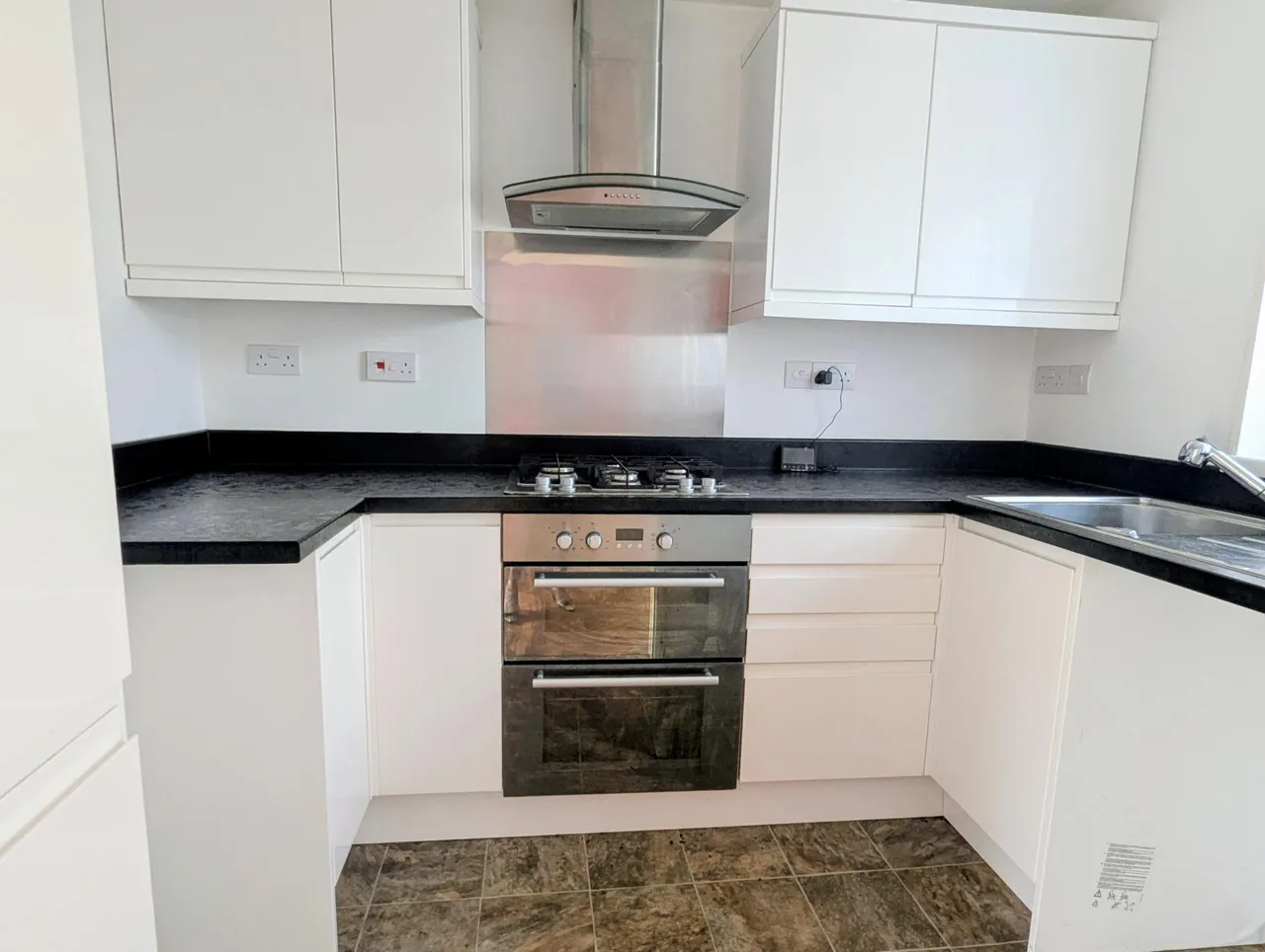 Strawberry Terrace, Kingsteignton, TQ12, photo 4