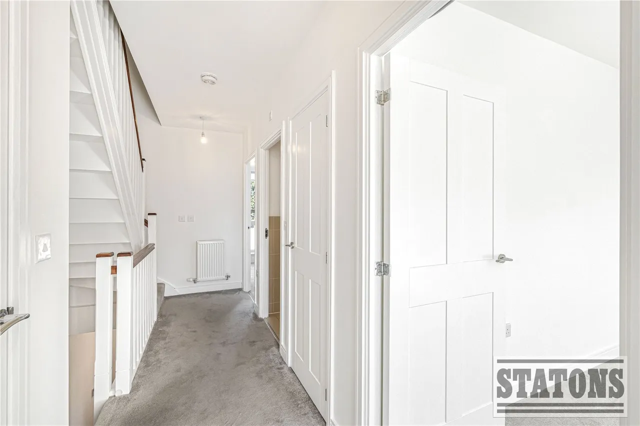 Well Grove, London, N20 9BN, photo 8