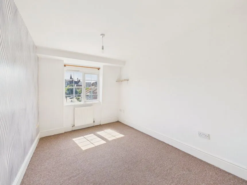 Bradstone Road, Folkestone, Kent, CT20, photo 7