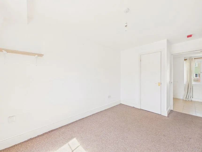 Bradstone Road, Folkestone, Kent, CT20, photo 11