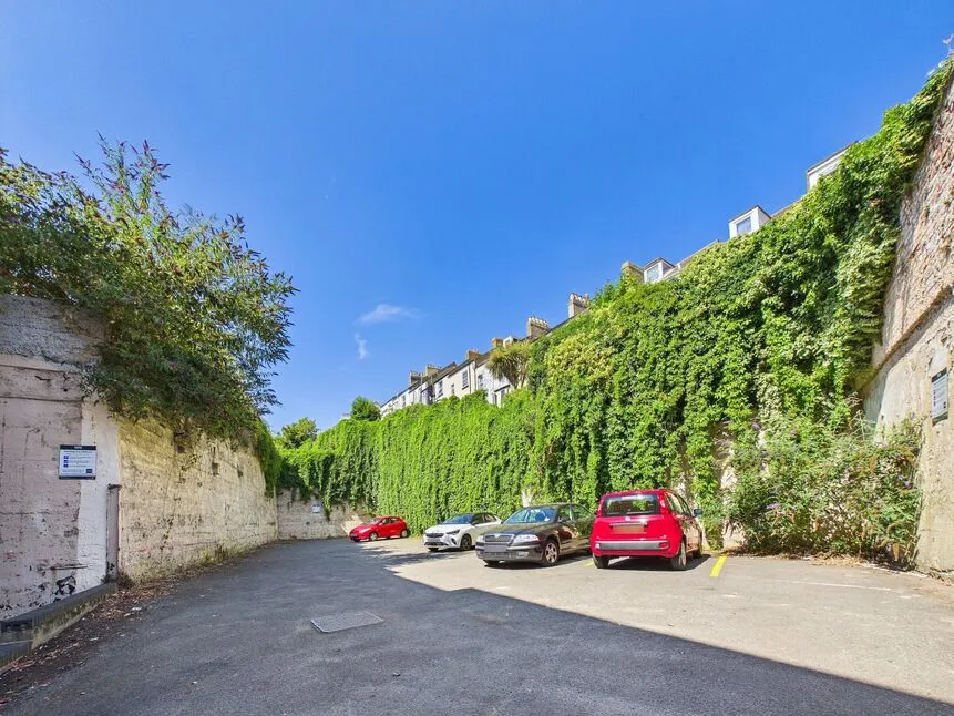 Bradstone Road, Folkestone, Kent, CT20, photo 12