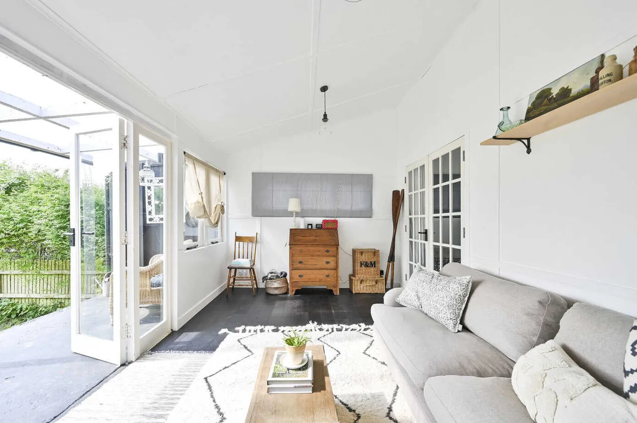 Wheatleys Ait, Lower Sunbury, TW16, photo 4