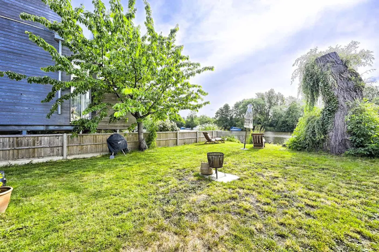 Wheatleys Ait, Lower Sunbury, TW16, photo 10