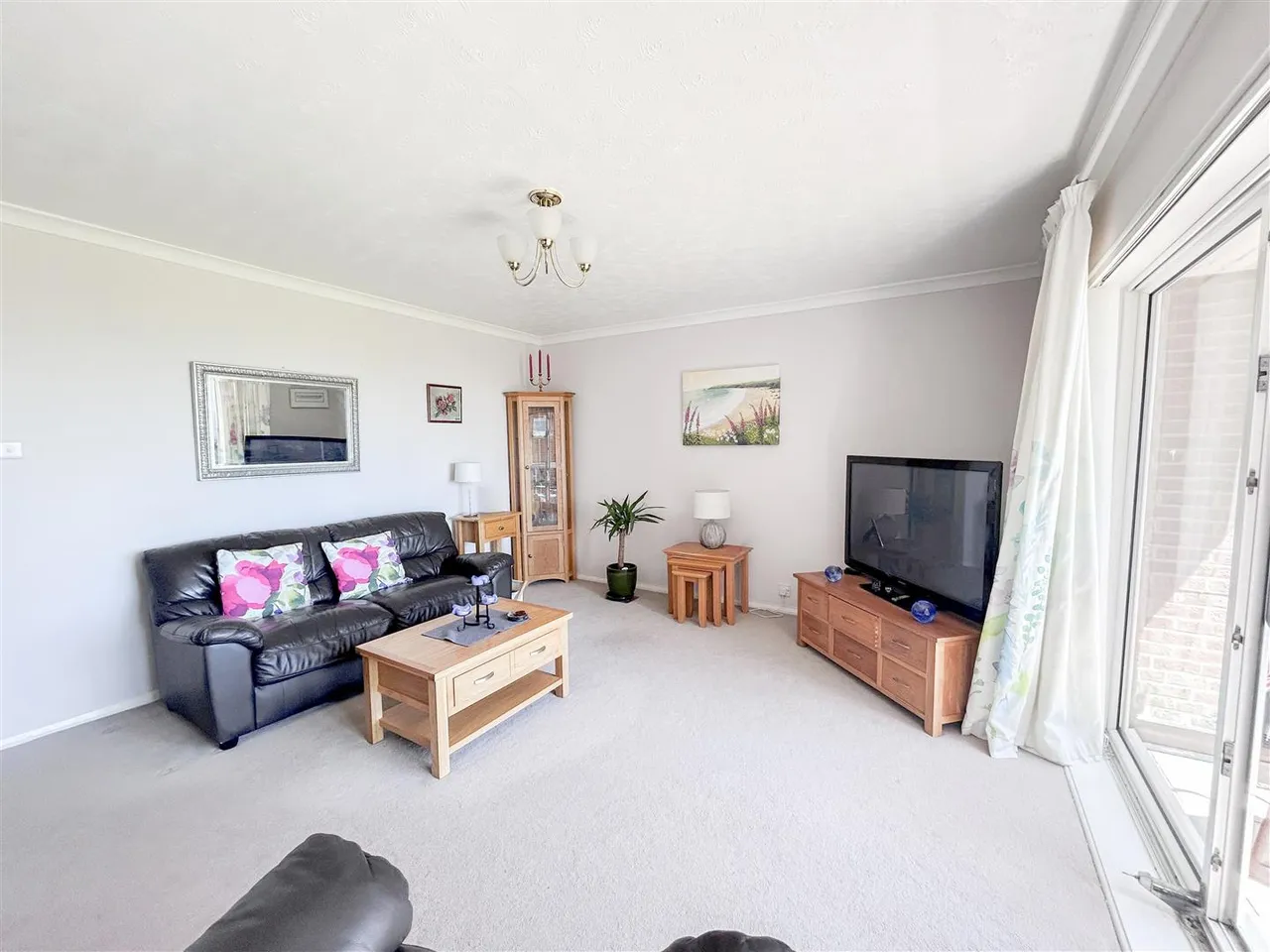 Sutton Place, Bexhill-On-Sea, TN40 1PF, photo 4