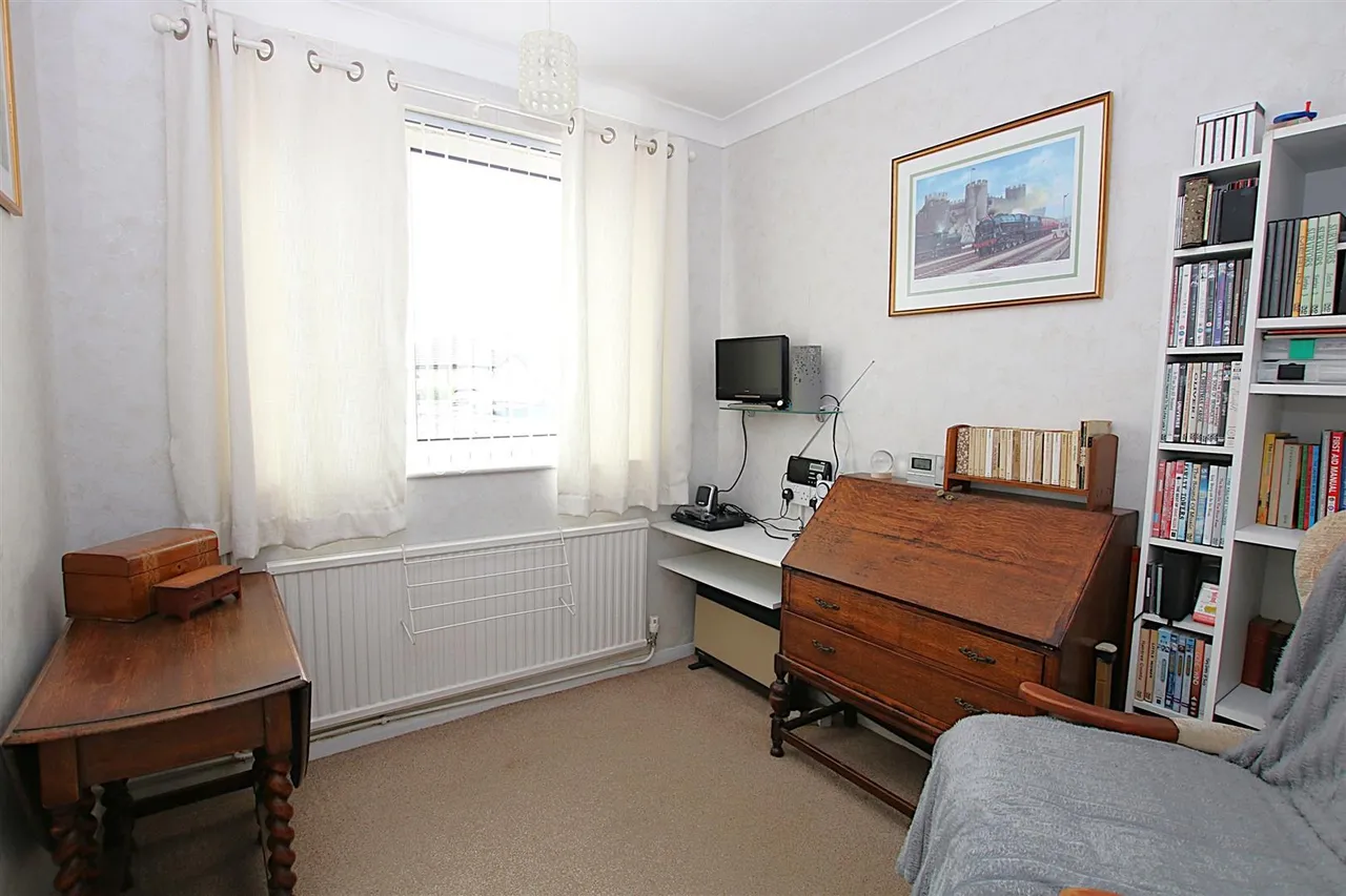 Park Lane, Duston, NN5, photo 9