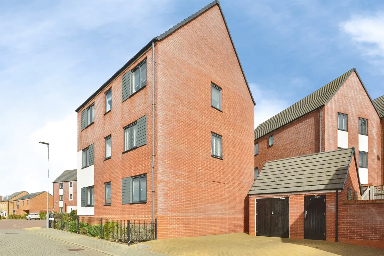 Cicero Crescent, Fairfields, MK11, photo 20