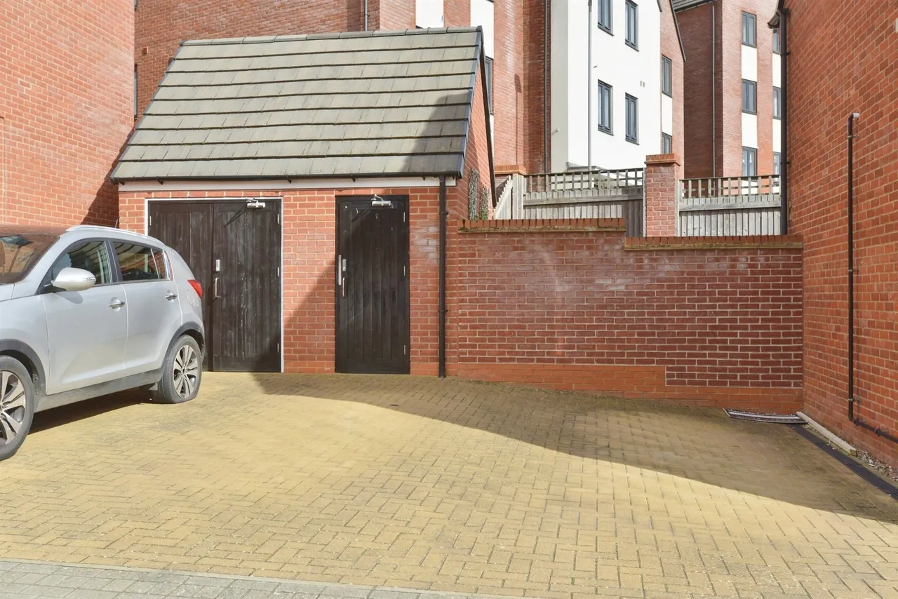 Cicero Crescent, Fairfields, MK11, photo 19