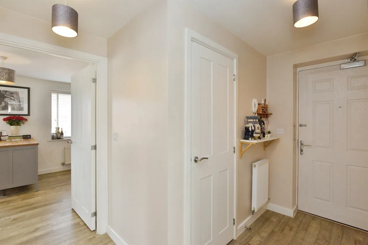 Cicero Crescent, Fairfields, MK11, photo 11