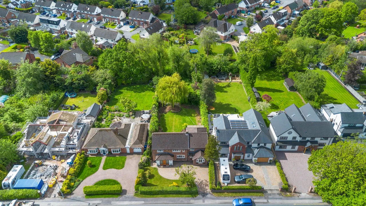 Common Lane, Culcheth, Warrington, WA3 4HB, photo 5
