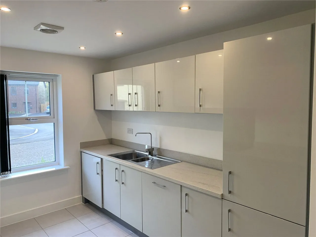 Comley Crescent, Chesterfield, Derbyshire, S41, photo 3