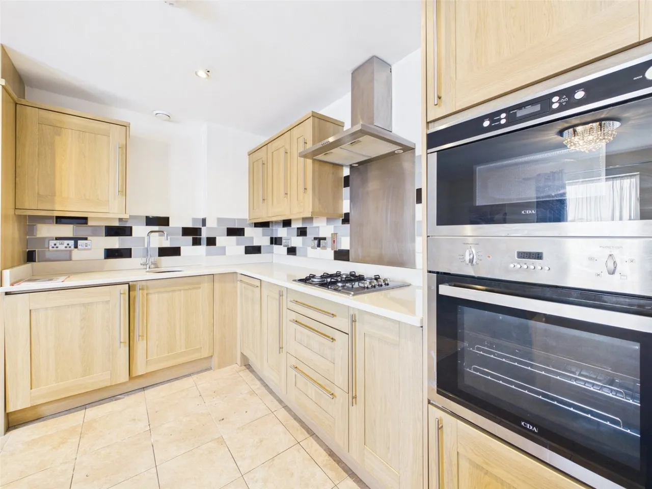 St. Helens Street, Derby, DE1, photo 4