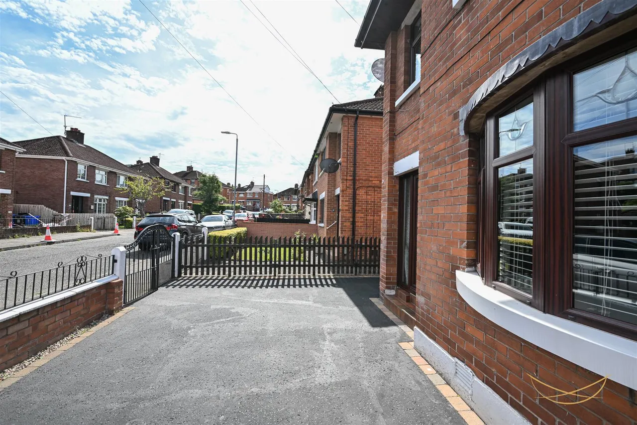 Mountainview Parade, Belfast, BT14 7GY, photo 4