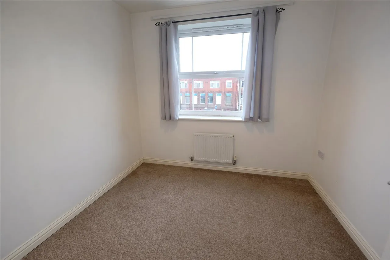 Trefoil Gardens, AMBLECOTE, DY8 4DB, photo 10