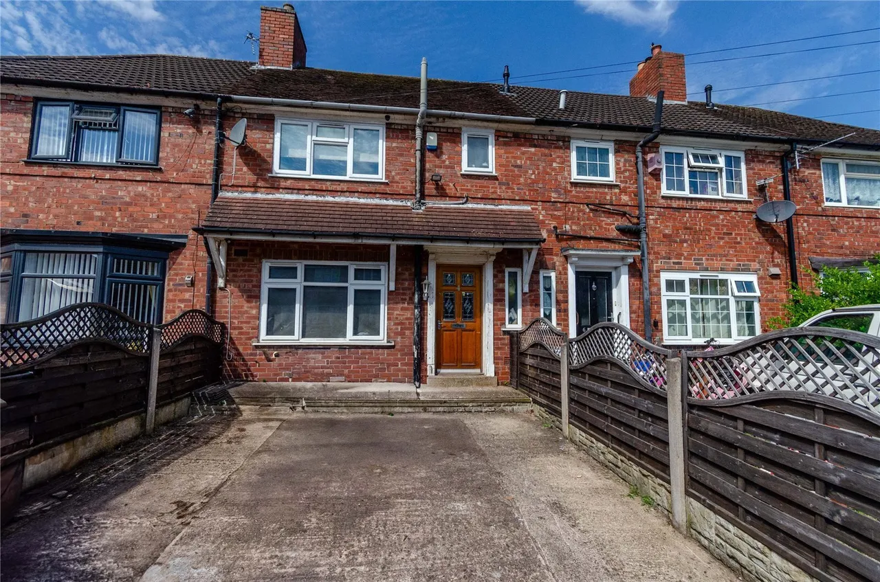 3 bed house for sale — Dorsett Road, Wednesbury, West Midlands, WS10