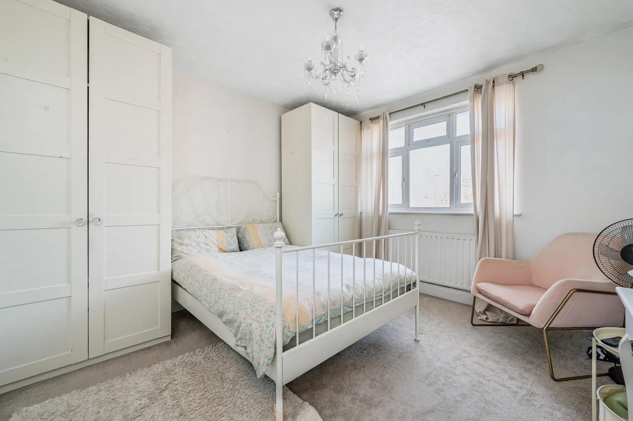London, NW11, photo 4