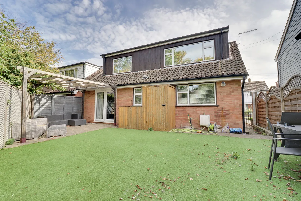Ash Groves, Sawbridgeworth, CM21, photo 2