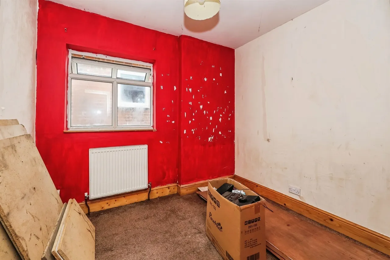Longfield Lane, Ilkeston, DE7, photo 12