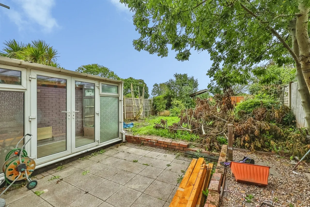 Longfield Lane, Ilkeston, DE7, photo 17