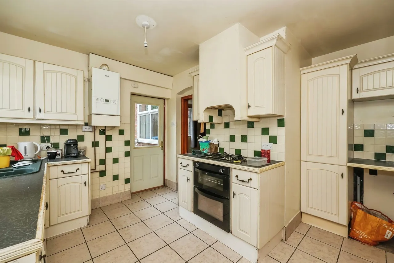 Longfield Lane, Ilkeston, DE7, photo 9