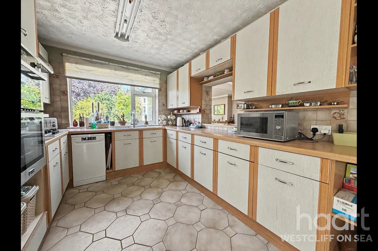 Westbourne Grove, Westcliff-On-Sea, SS0, photo 3