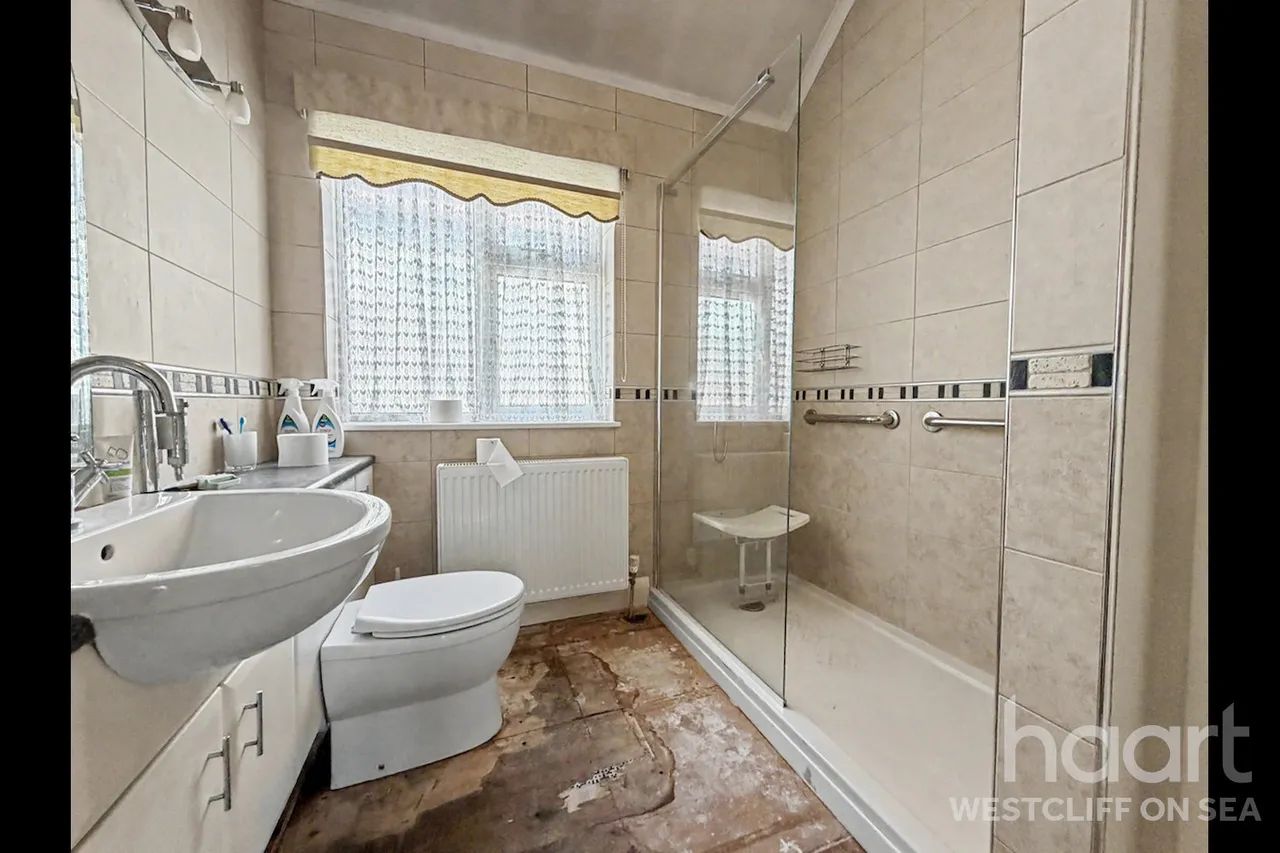 Westbourne Grove, Westcliff-On-Sea, SS0, photo 9