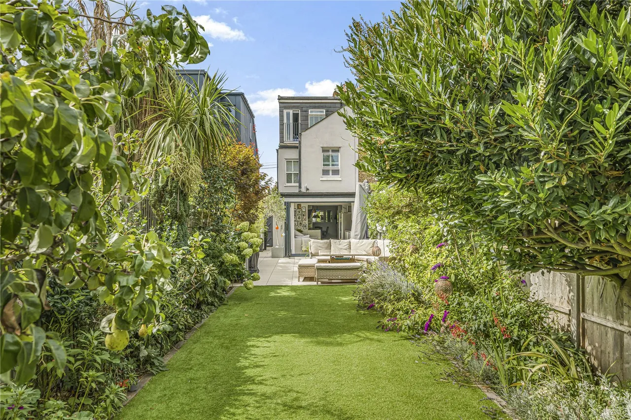 Hurstfield Road, West Molesey, KT8, photo 17