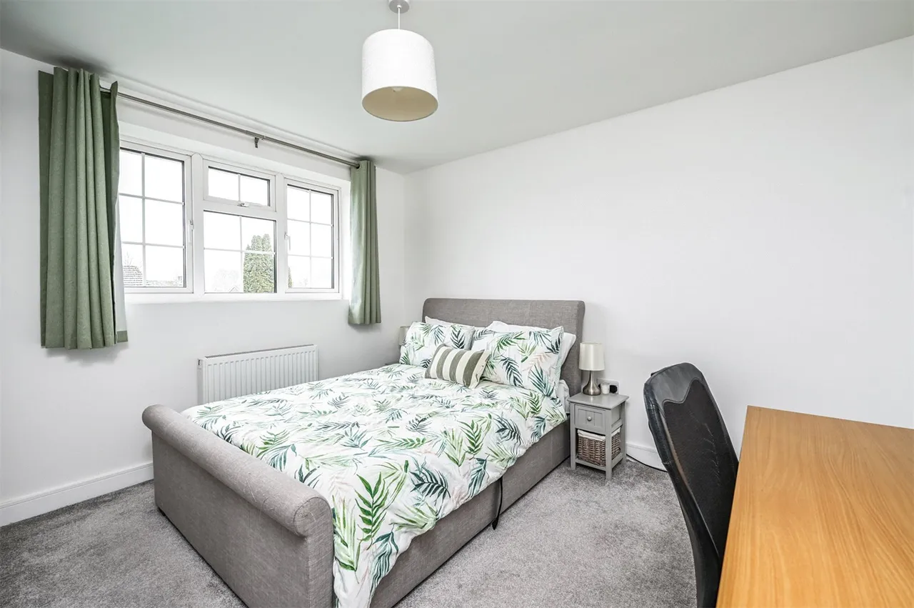 Polden Close, Farnborough, Hampshire, GU14 9HN, photo 12