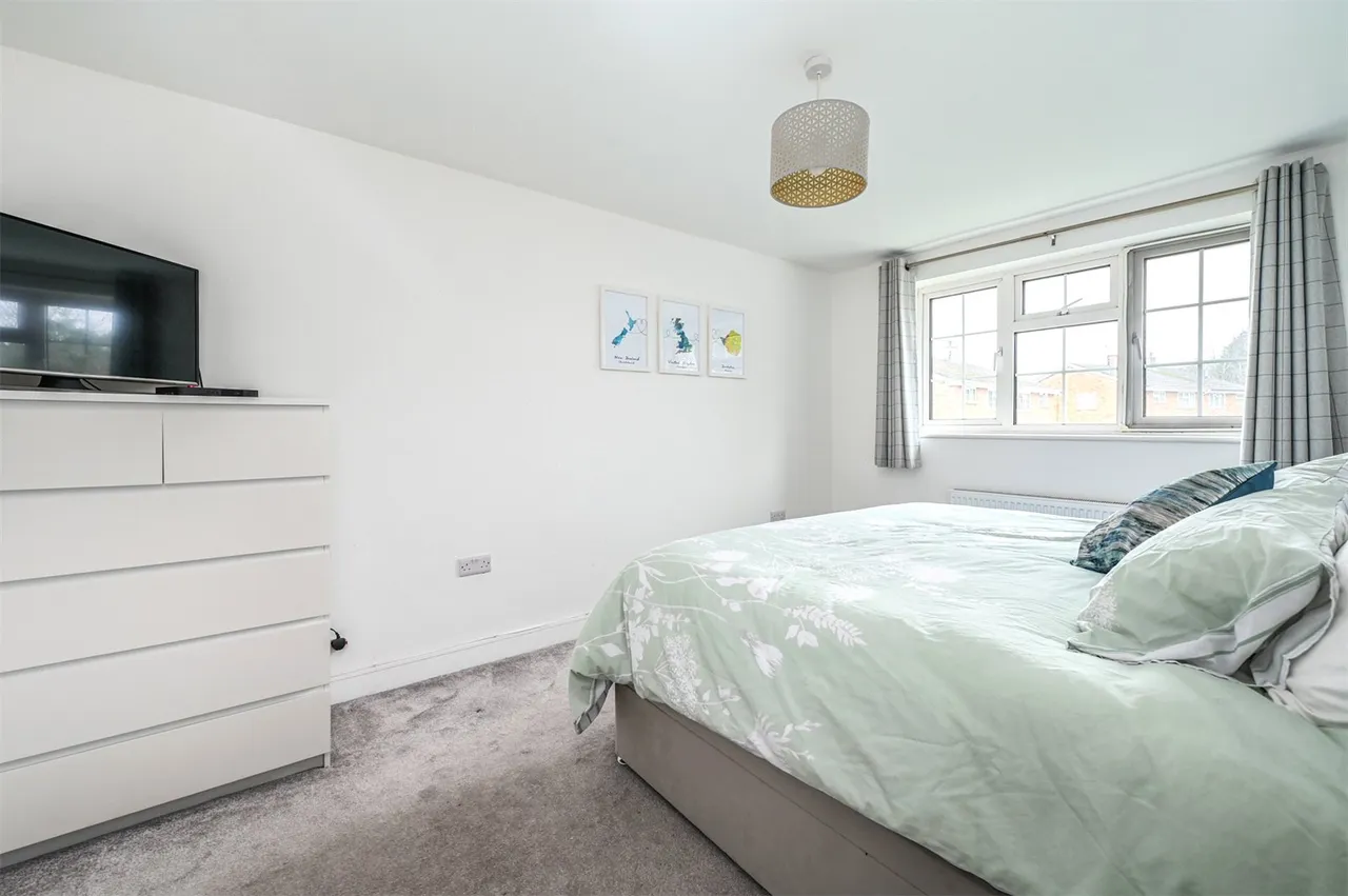 Polden Close, Farnborough, Hampshire, GU14 9HN, photo 10