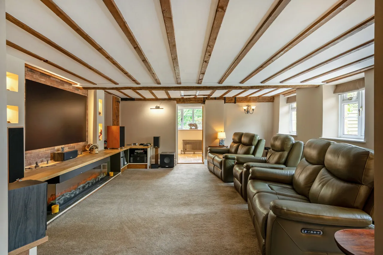 Old Mill, The Cotswolds, WR12, photo 15