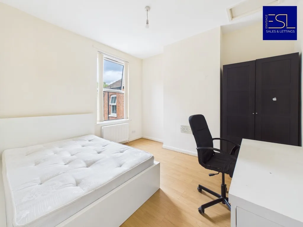 City Centre HMO For Sale., photo 10