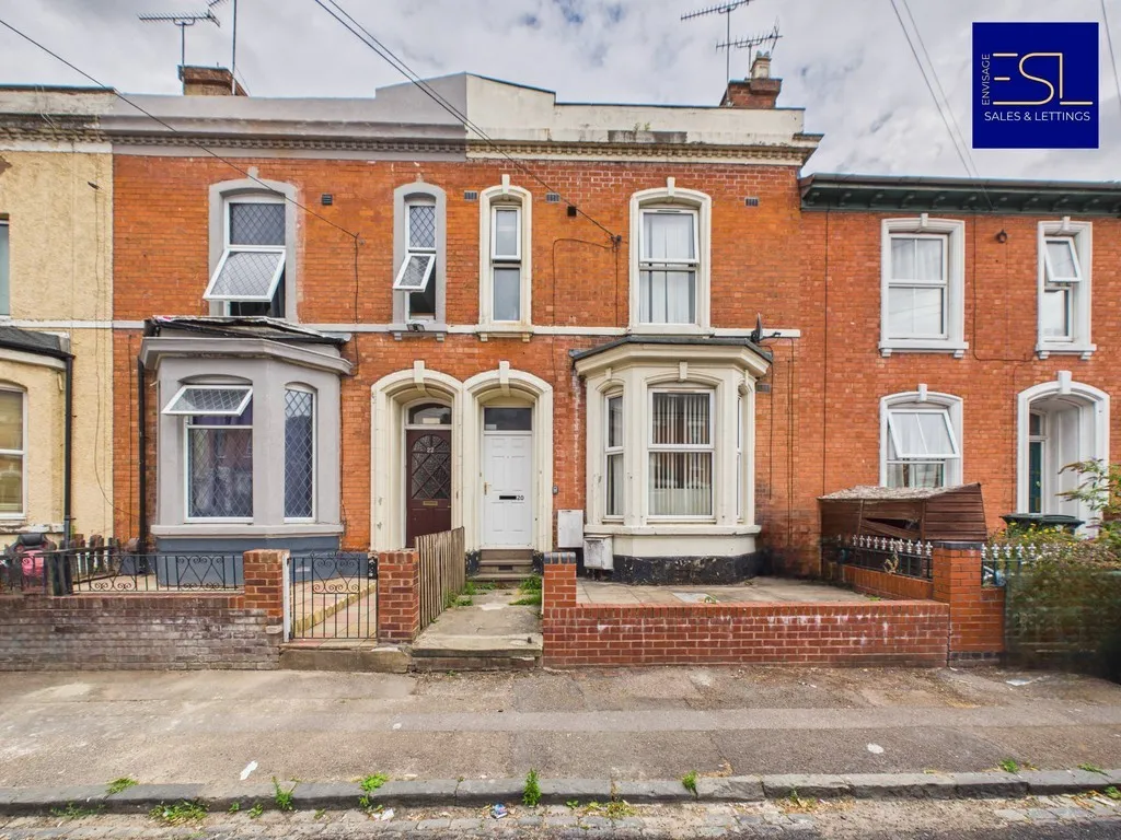 4 bed city centre hmo for sale — City Centre HMO For Sale.