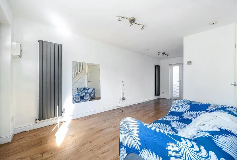 Winchcombe Road, SM5, photo 9