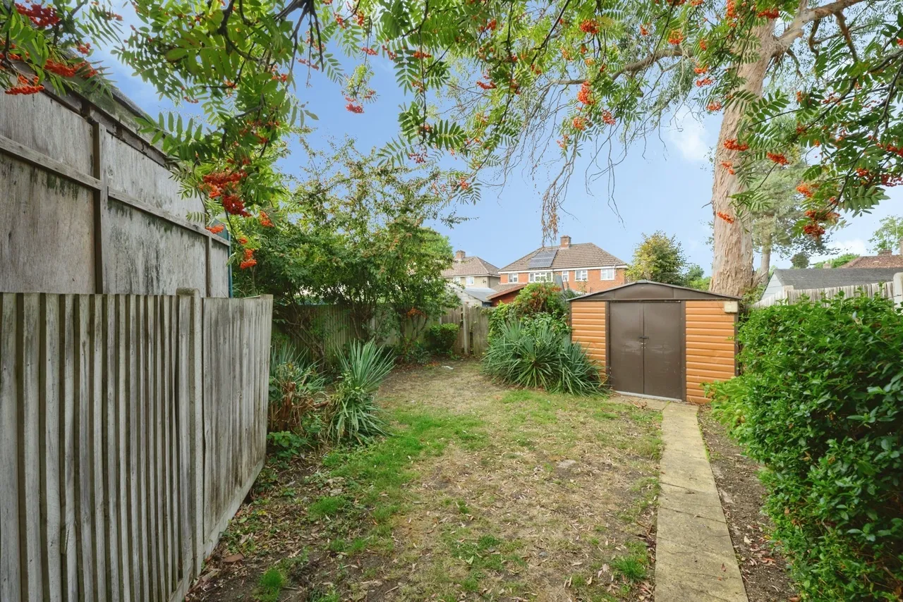 Kingston Road, Leatherhead, KT22, photo 7