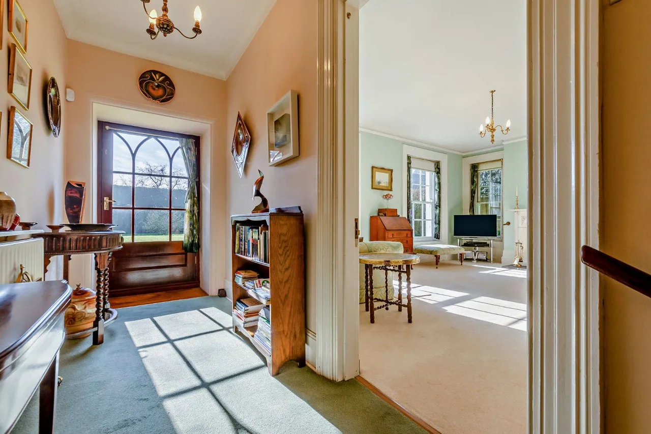 High Street, Westham, BN24, photo 7