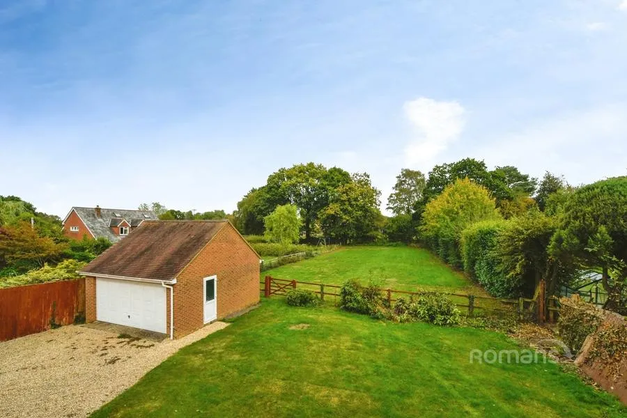 York Drove, Nomansland, SP5, photo 16