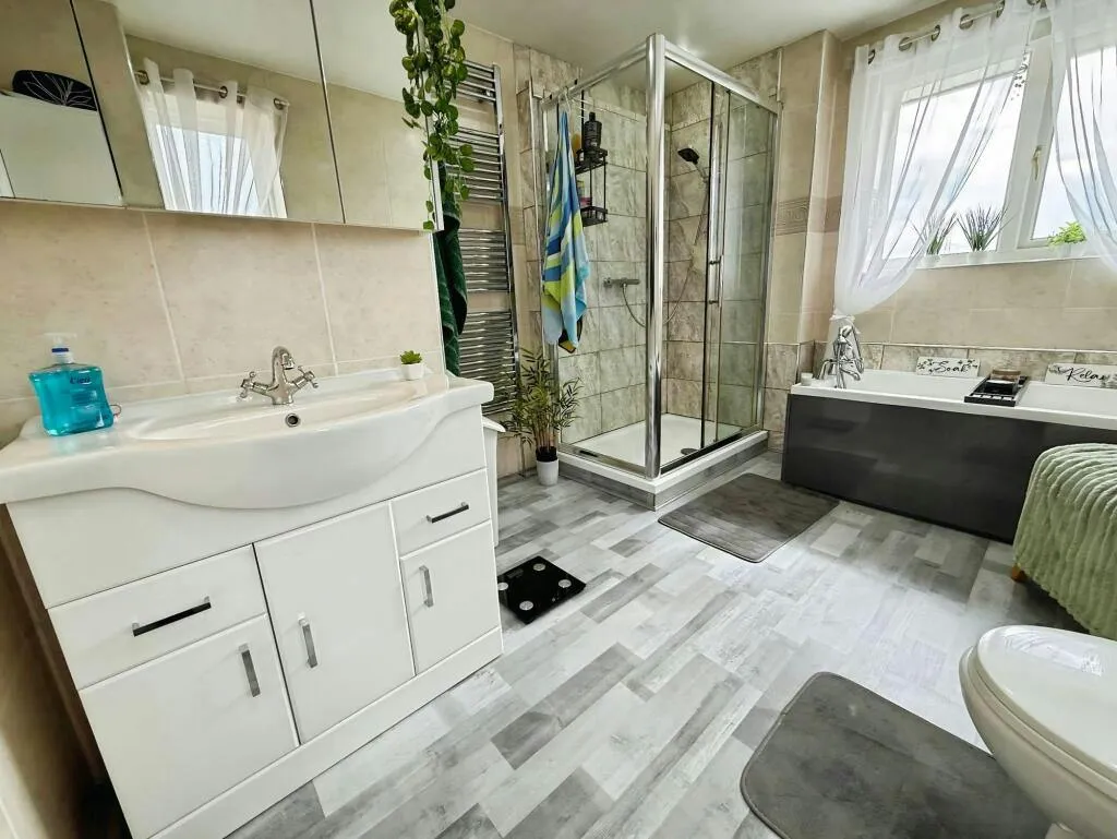 Appledore Grove, Stoke-On-Trent, ST6, photo 17