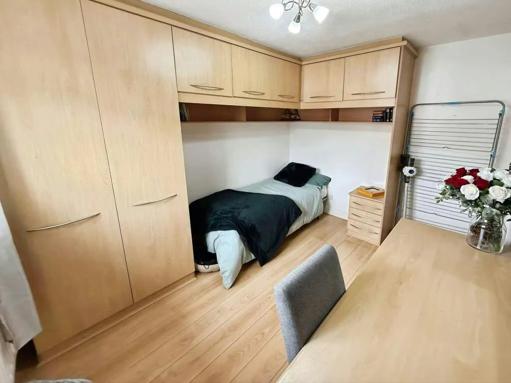 Appledore Grove, Stoke-On-Trent, ST6, photo 18