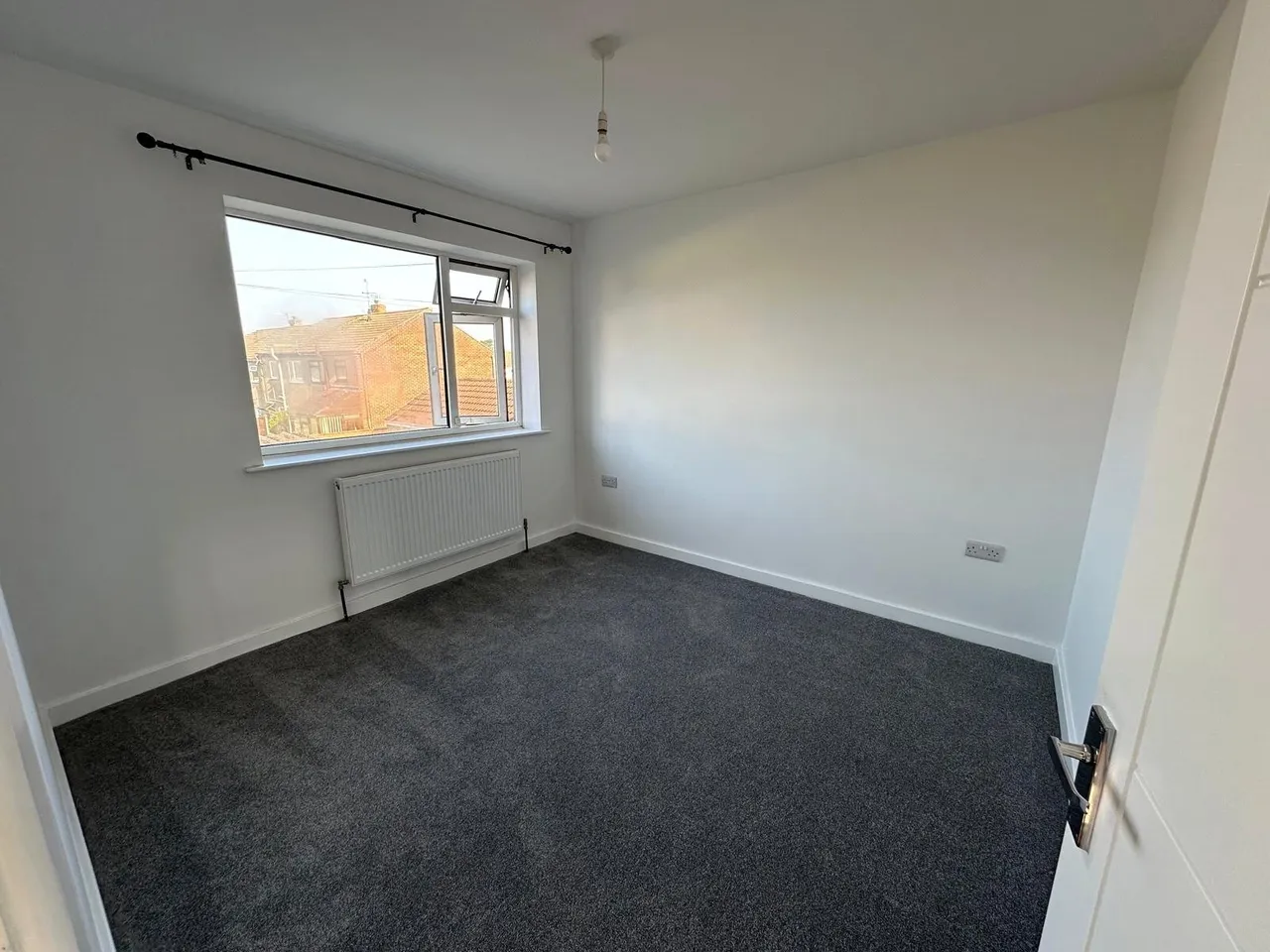 Highworth Crescent, Yate, Bristol, Gloucestershire, BS37, photo 3
