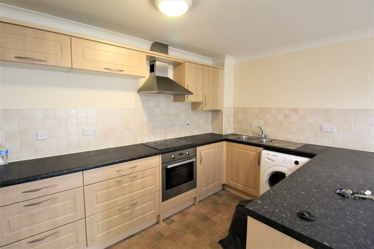 Anchor Court, Grays, Essex, RM17 6QN, photo 3