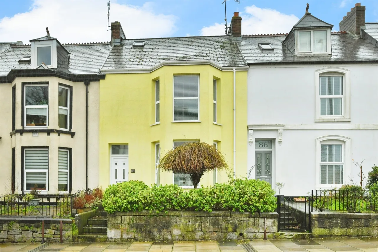 5 bed house for sale — Devonport Road, Plymouth