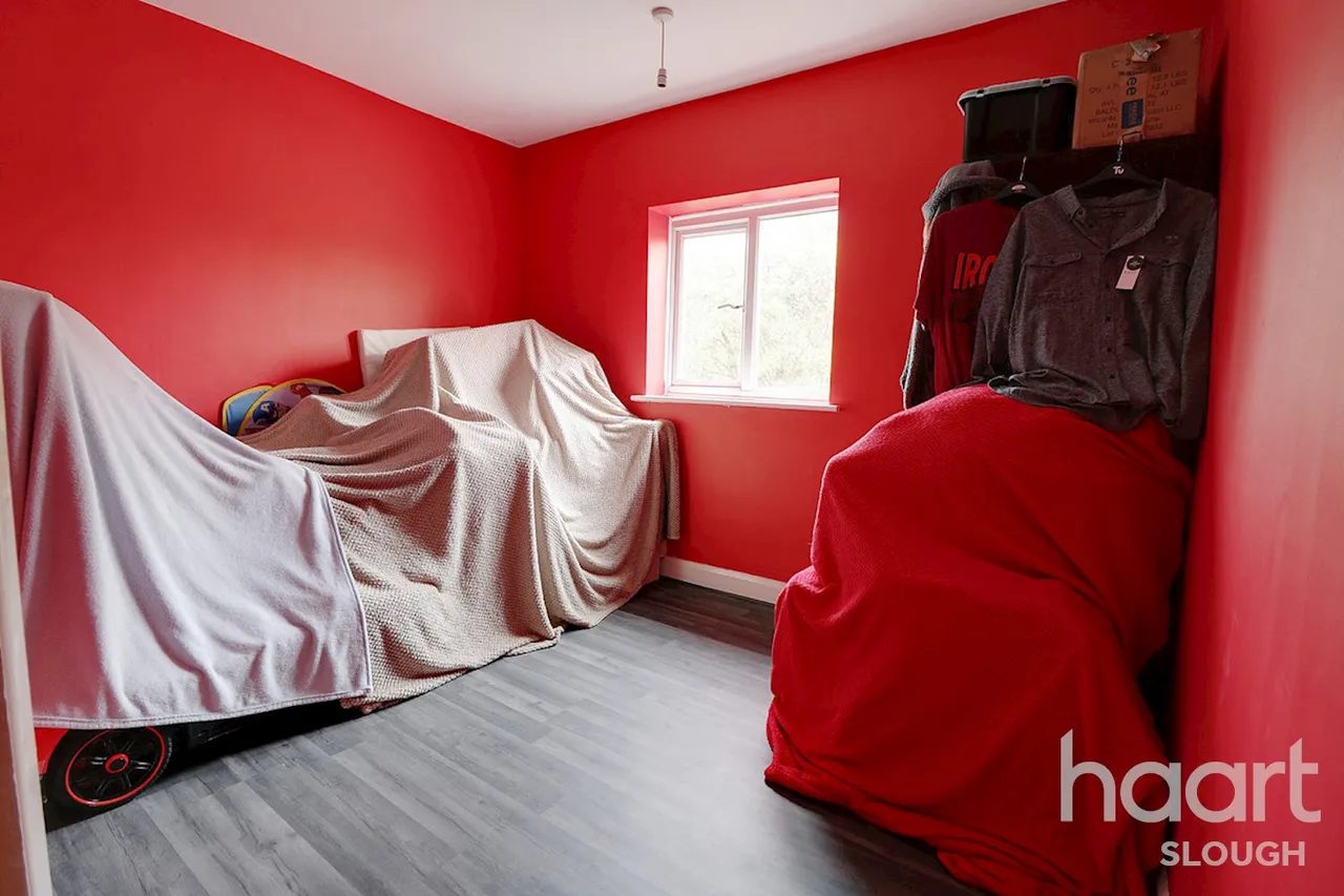 Hazlemere Road, Slough, SL2, photo 5