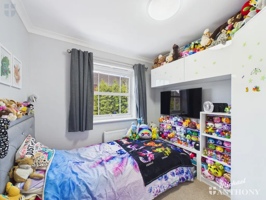 Arncott Way, Fairford Leys, Aylesbury, HP19 7AW, photo 8
