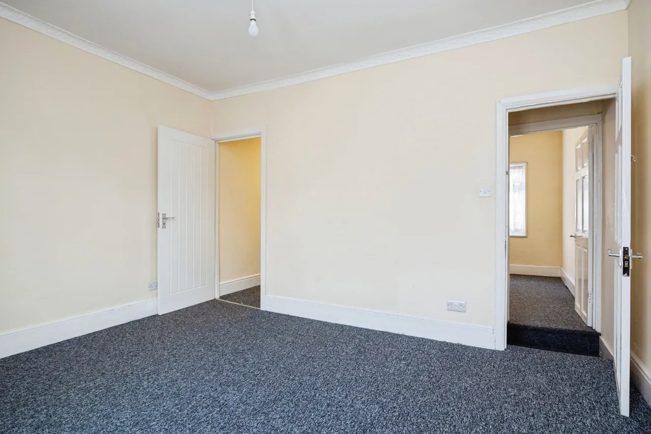 Herbert Street, London, E13, photo 12