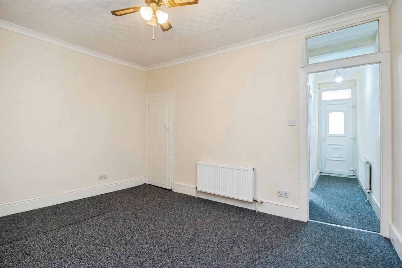 Herbert Street, London, E13, photo 9