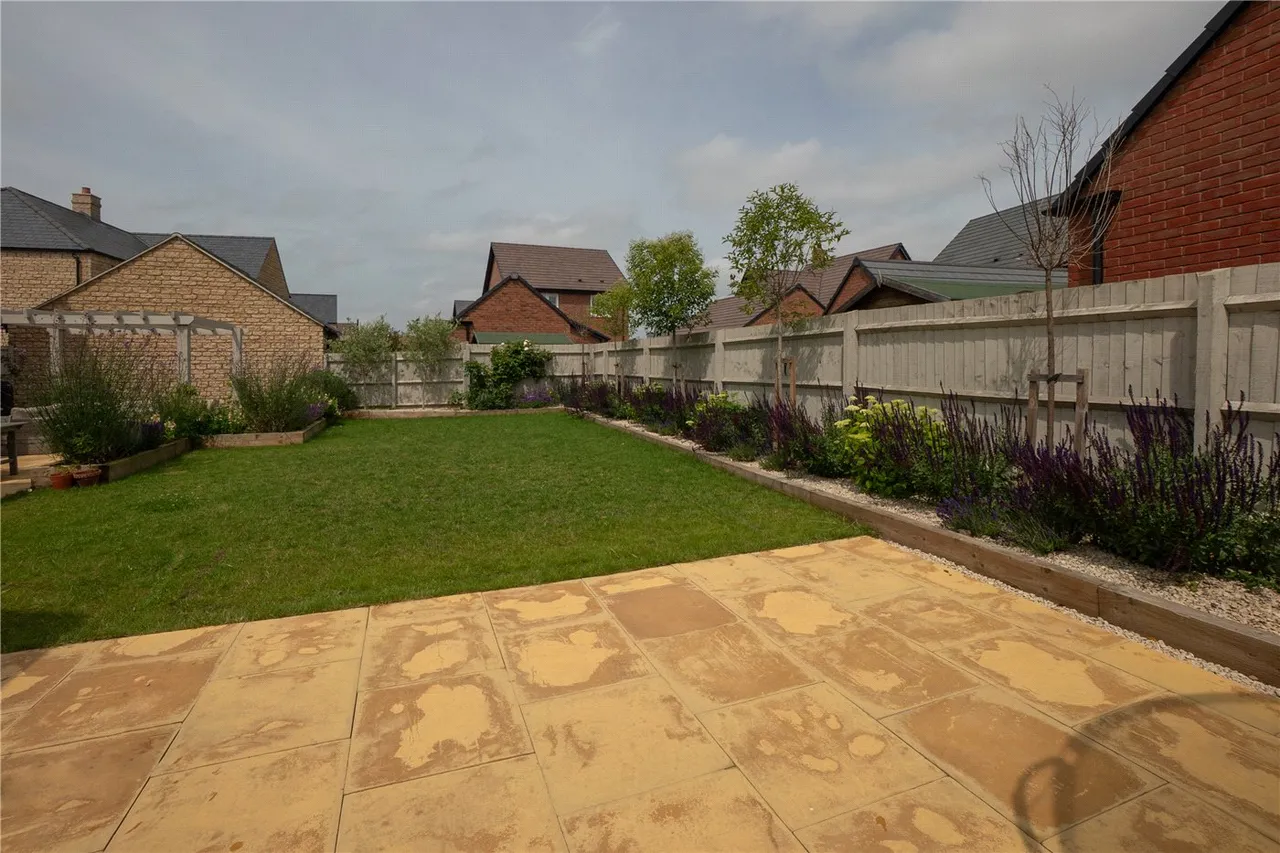 Atkinson Close, Shackleton Village, CV37, photo 16