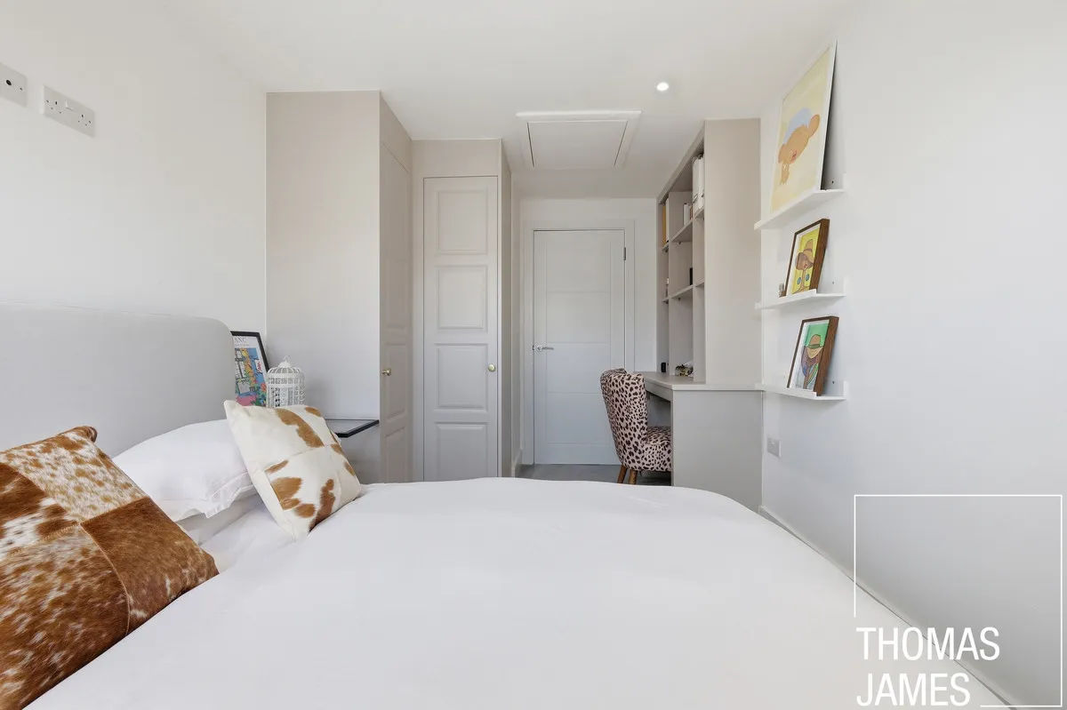 Kitchener Mews, Enfield, EN2, photo 13