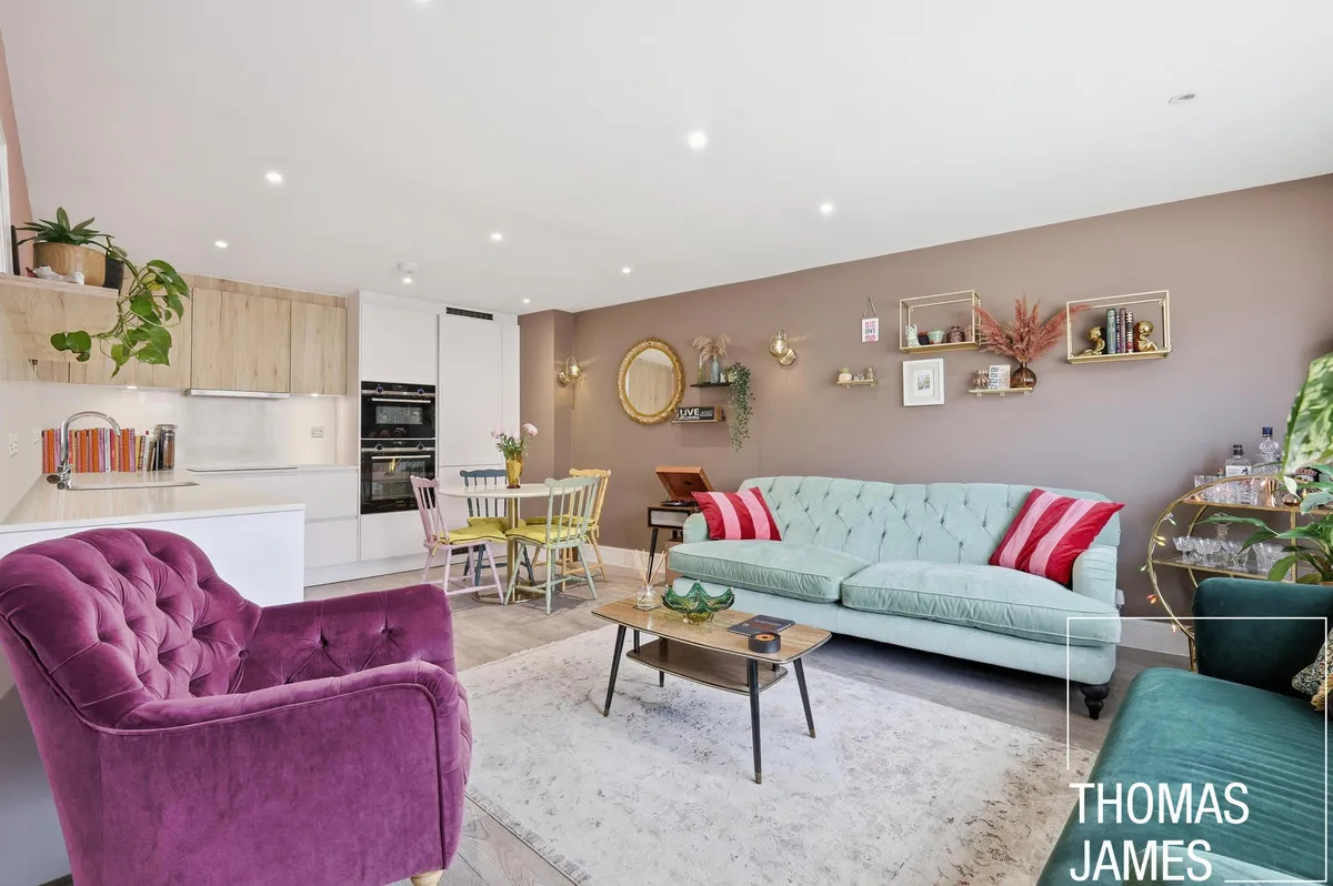 2 bed house for sale, Kitchener Mews, Enfield, EN2