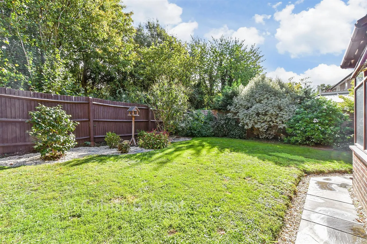 Charlock Way, Southwater, RH13, photo 15
