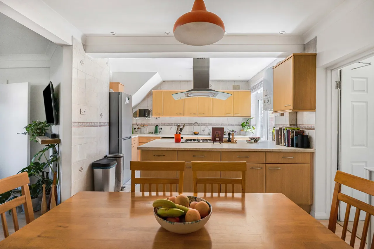 Crimsworth Road, London, SW8, photo 25