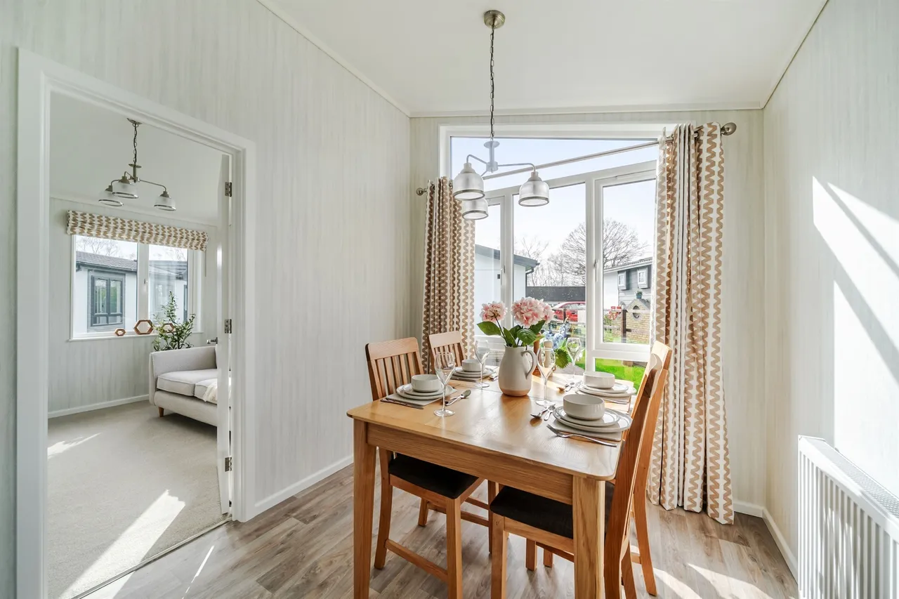 Blandford Road North, Beacon Hill, BH16, photo 14